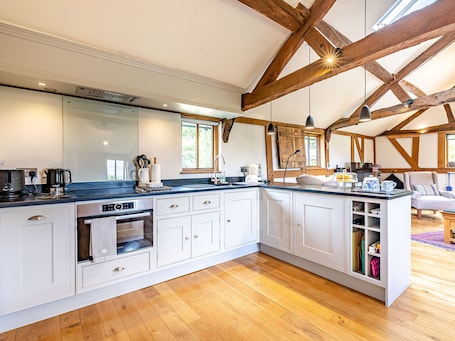 Cottage | Interior