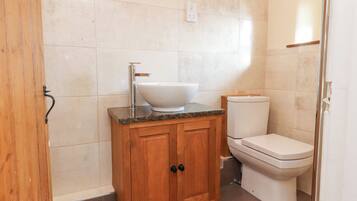 Cottage | Kamar mandi | Shower