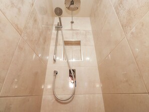 Bathroom - Sandywood (Skipton)