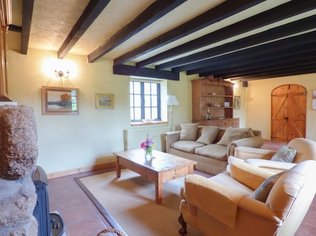 Cottage | Living room | TV, DVD player