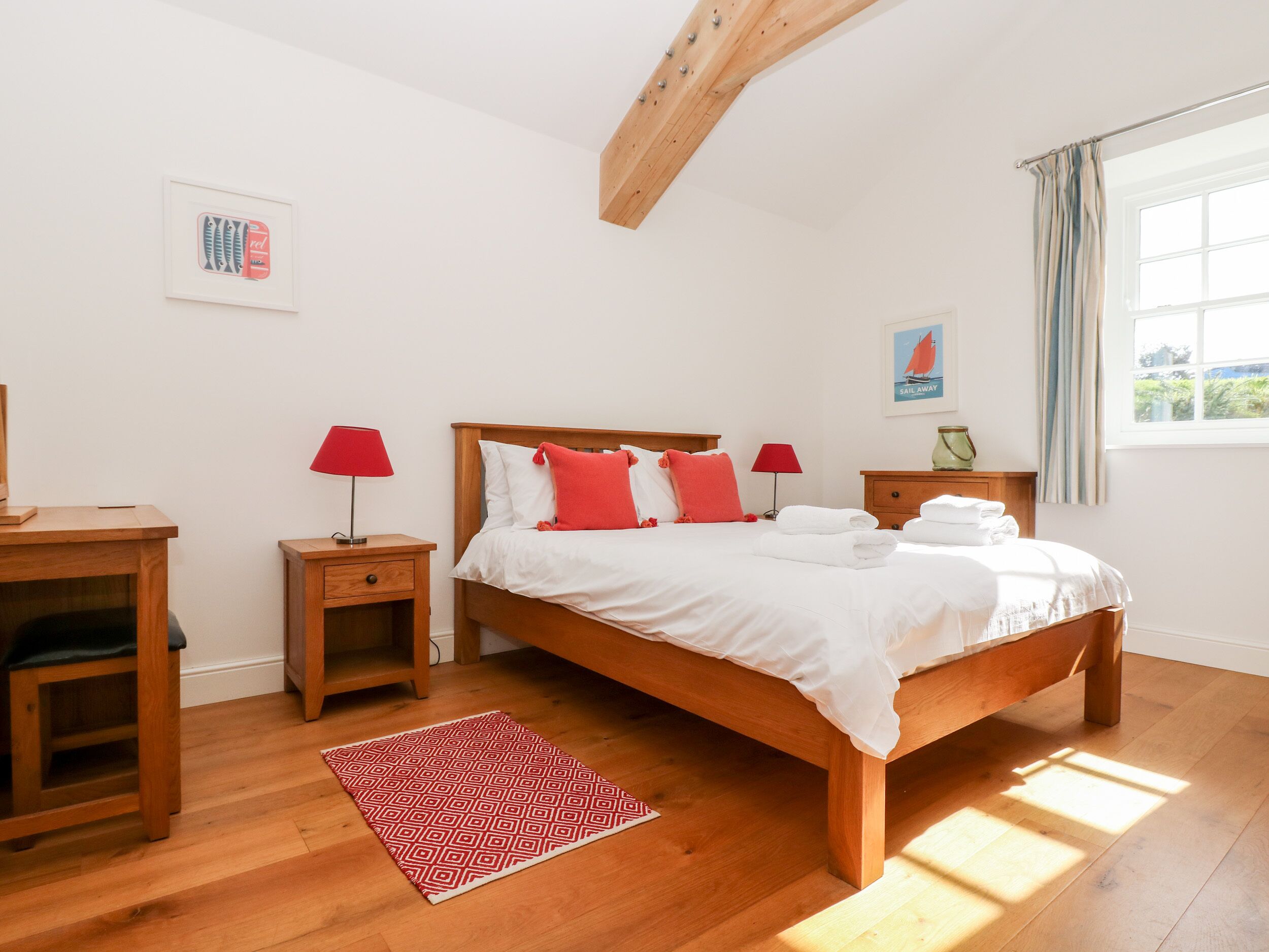 Cottage | 3 bedrooms, individually decorated, individually furnished, free WiFi