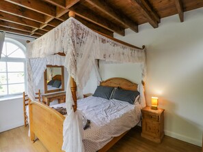 Casa de campo | 6 quartos, individualmente decorados, individualmente mobiliados