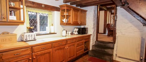 Cottage | Interior