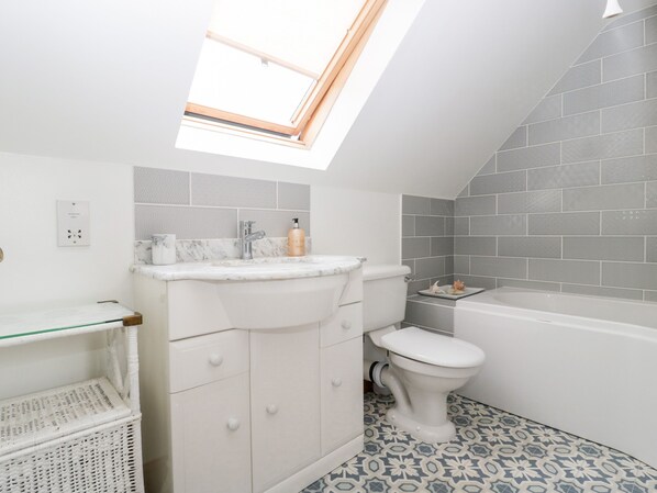 Cottage | Interior