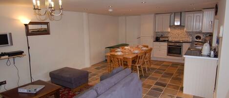 Cottage | Interior