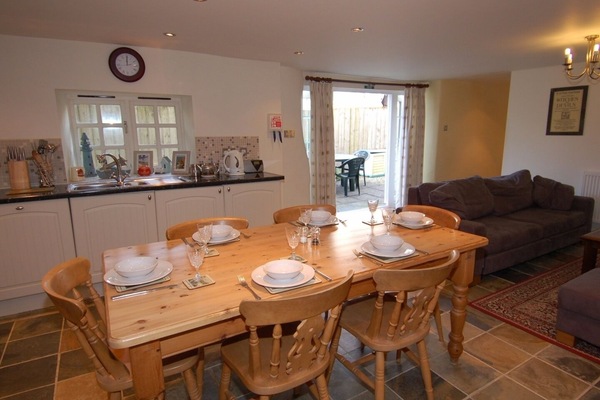 Cottage | Interior