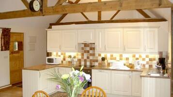 Cottage | Interior
