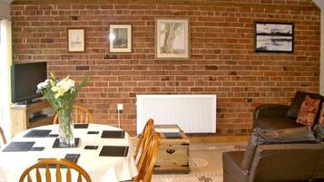 Cottage | Interior