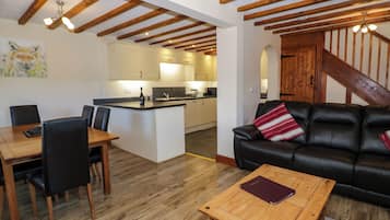 Cottage | Interior