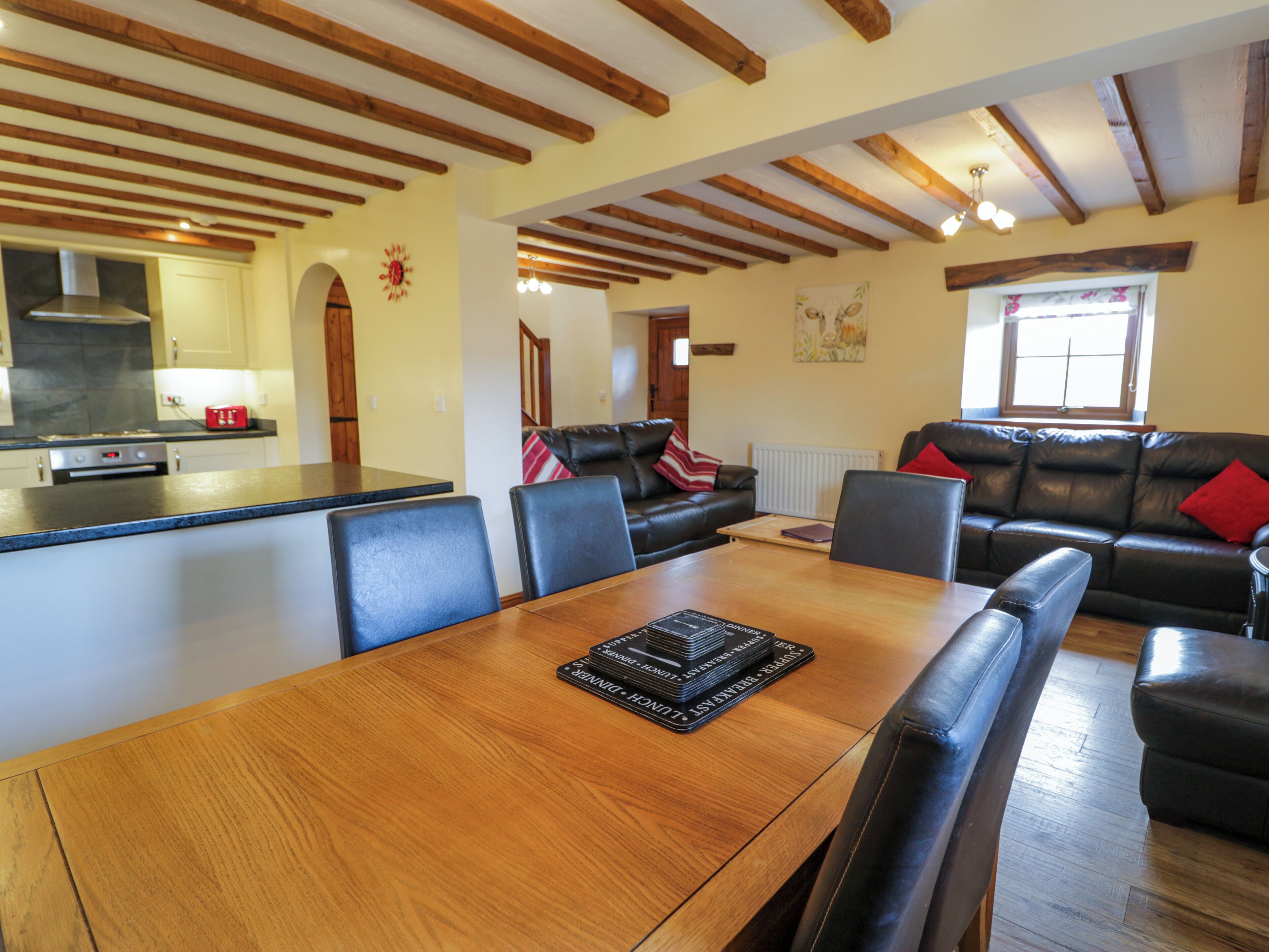 Cottage | Interior