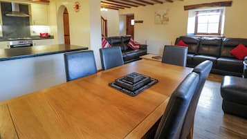 Cottage | Interior