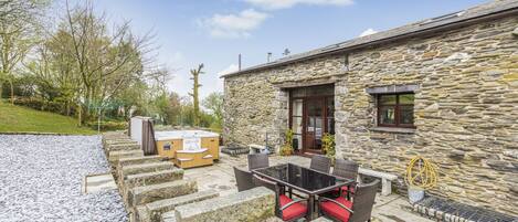 Cottage | Façade de l’hébergement