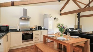 Private kitchen - Corner Barn (Blandford Forum)