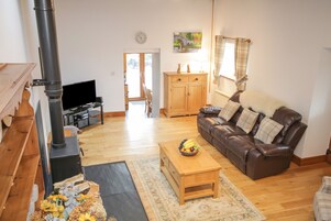Cottage | Interior