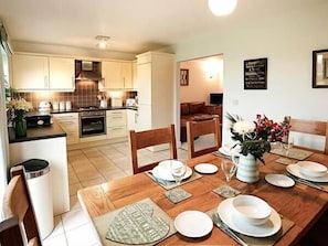 Cottage | Interior