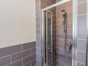 Cottage | Bathroom | Shower