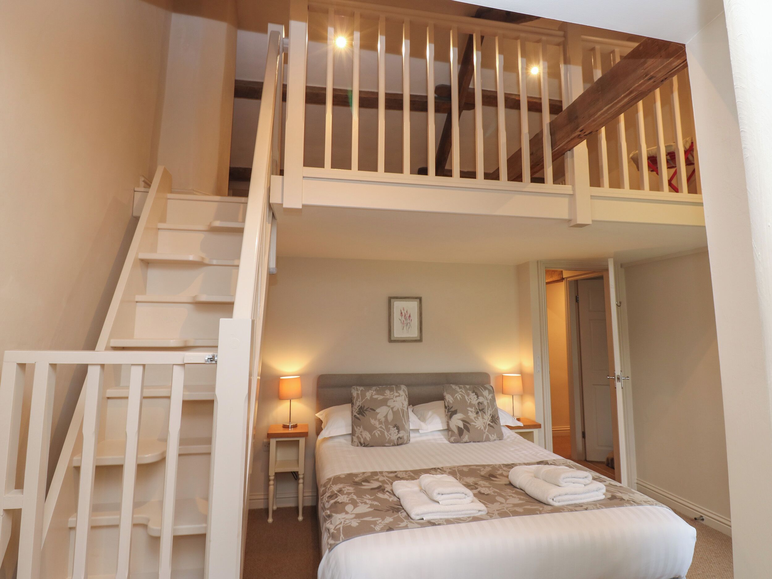 Casa de campo | 2 habitaciones, decoración personalizada y muebles diferentes 