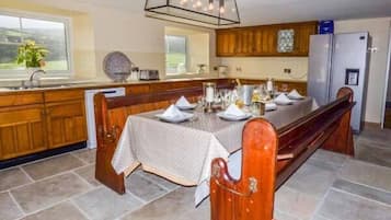 Cottage | Interior