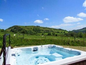 Spa - Cwmgilla Farm (Knighton)