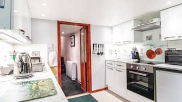 平房 | 私人廚房 | 爐具、洗碗機、廚房用具/餐具/器皿