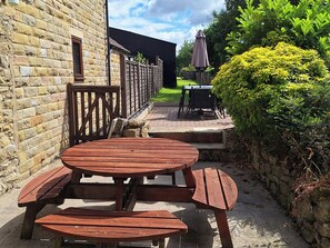 Cottage | Outdoor dining