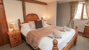 4 bedrooms, individually decorated, individually furnished, free WiFi