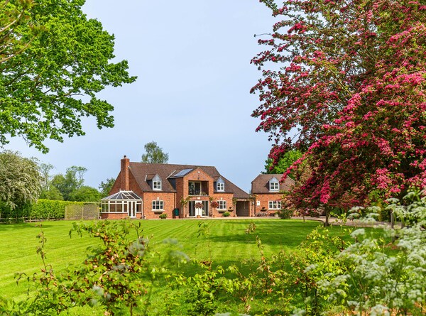 Broadleaf Lodge - Lincolnshire