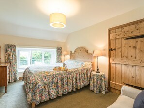 Chaumière | 3 chambres, décor unique, ameublement unique, accès au Wi-Fi (inclus)