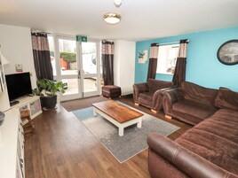 Cottage | Living room | TV