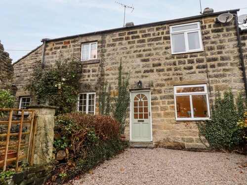 7 Scarah Bank Cottages