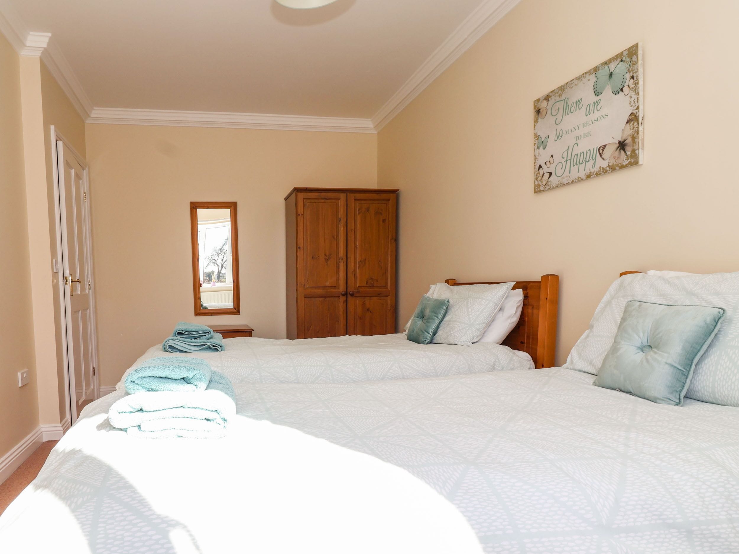 3 bedrooms, individually decorated, individually furnished, free WiFi