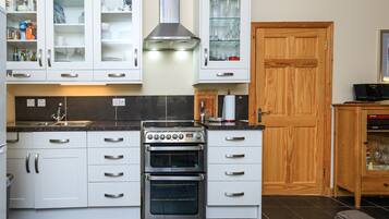 Cottage | Interior