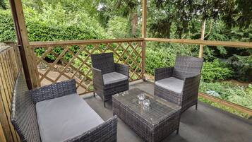 Cottage | Property grounds