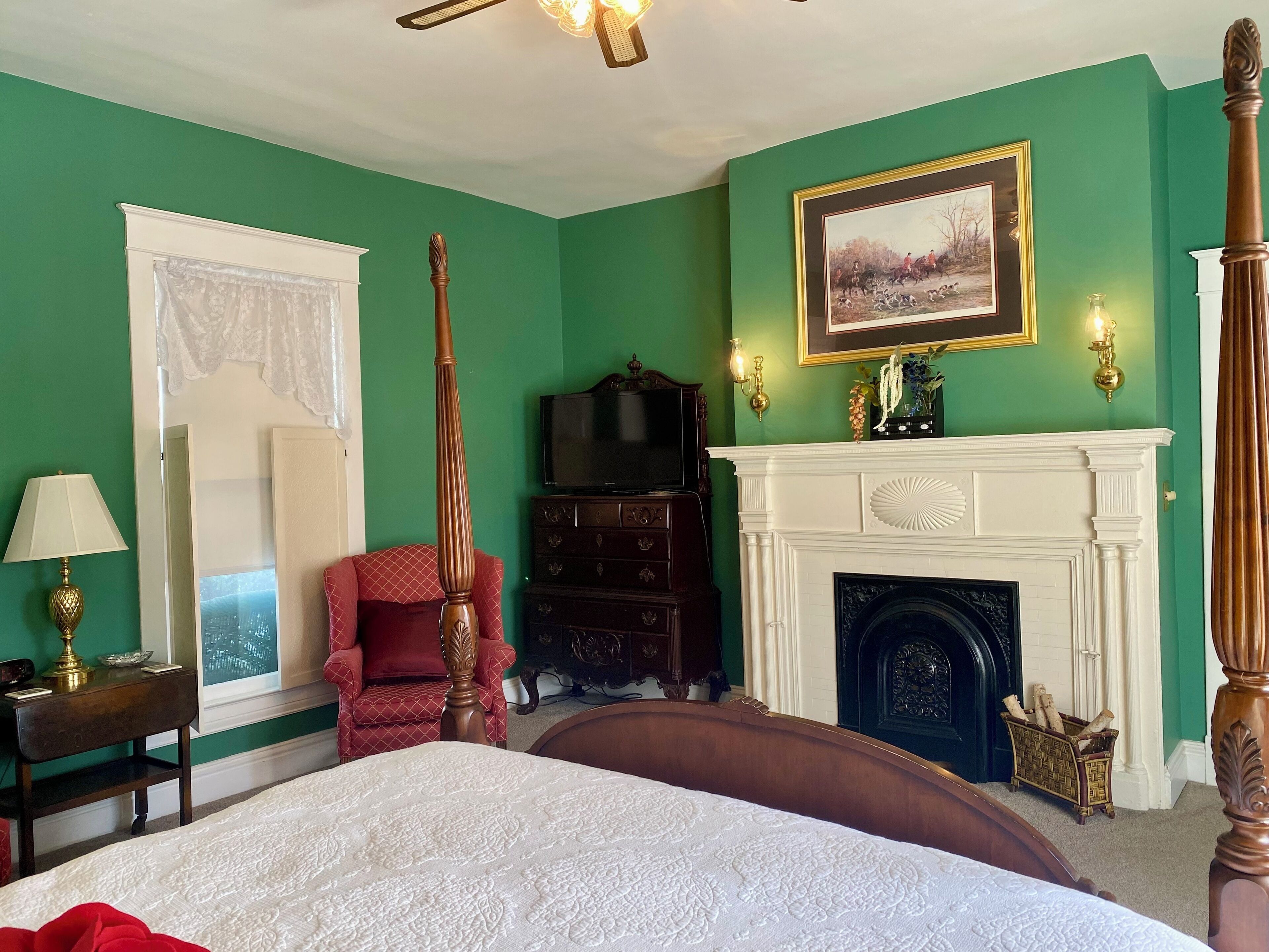 Hunt Room , First Floor | 高档床上用品、特色装修、特色家居、遮光窗帘