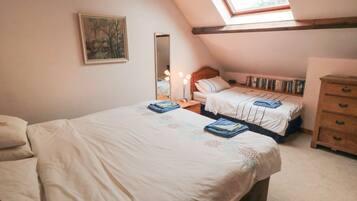 Cottage | Interior