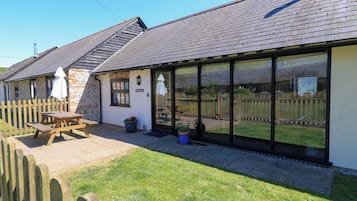 Casa de campo | Opções para refeição ao ar livre