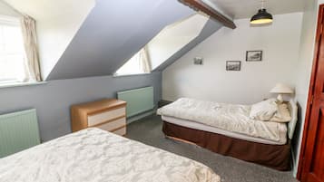 Casa de campo | 4 quartos, individualmente decorados, individualmente mobiliados