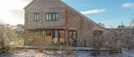 Cottage | Interior