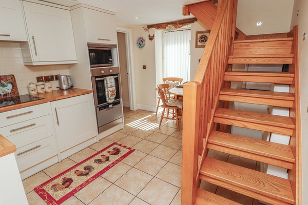 Cottage | Interior