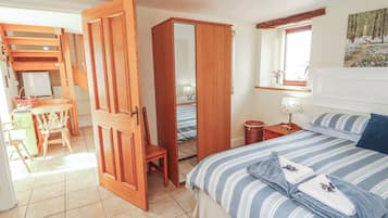 Cottage | Bahagian dalam