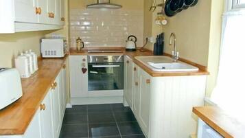 Cottage | Interior