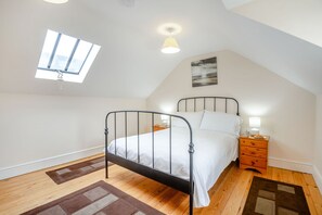 คอทเทจ | 3 ห้องนอน, ห้องพักตกแต่งอย่างมีเอกลักษณ์, ตกแต่งพิเศษโดยเฉพาะ