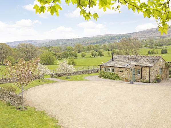 Property grounds - Reynard Ing Cottage (Ilkley)