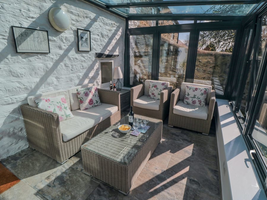 Cottage | Bahagian dalam