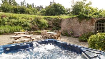 Cottage | Spa
