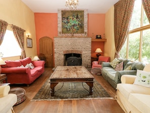 Cottage | Interior