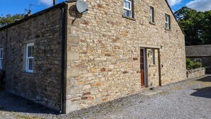 Exterior - Barnbrook (Leyburn)