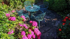 Outdoor dining - Barnbrook (Leyburn)