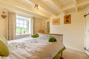 2 bedrooms, individually decorated, individually furnished, free WiFi - Blinkbonny (Whitby)