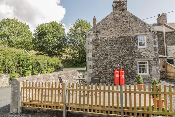 Cottage | Interior
